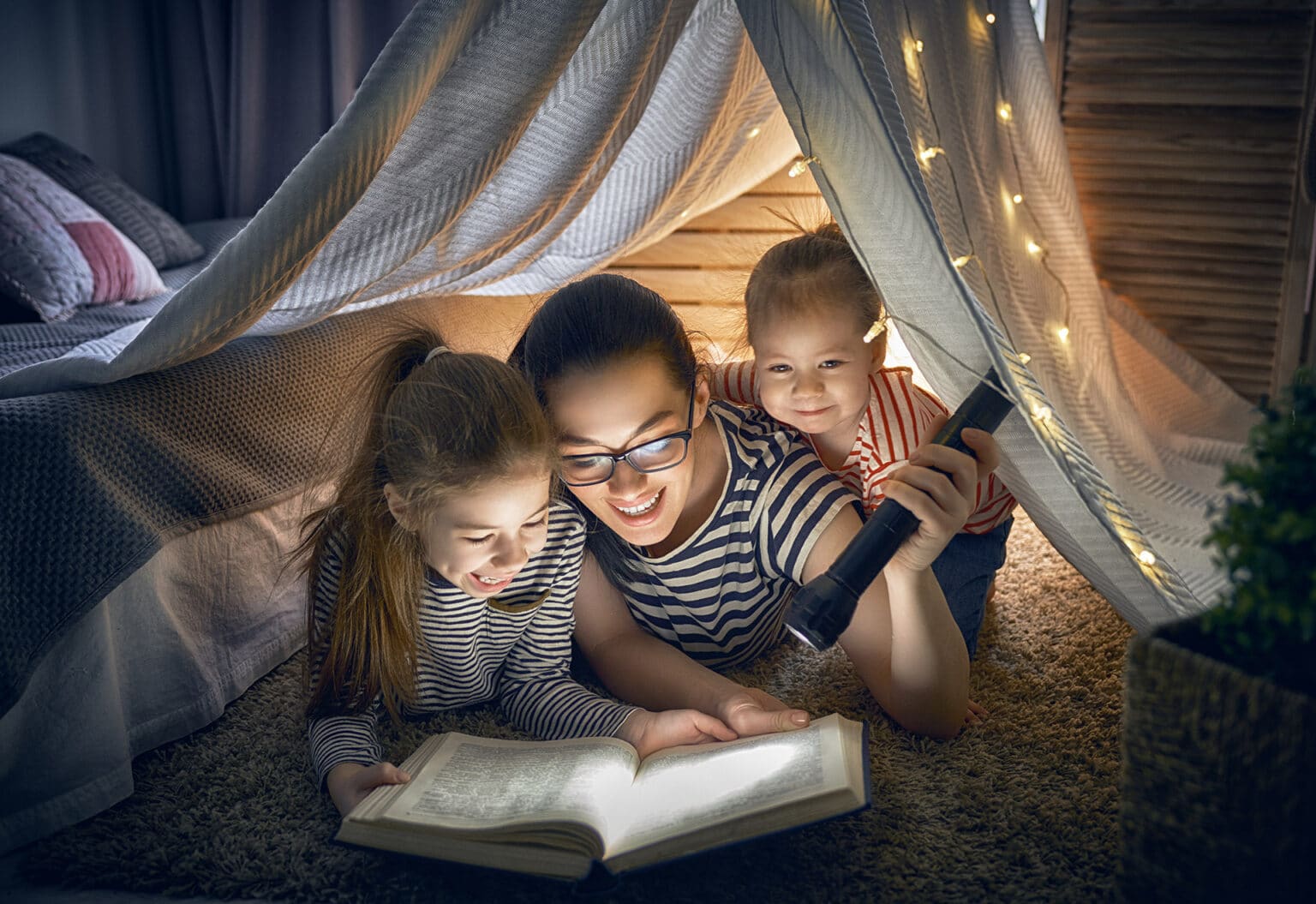 children reading book